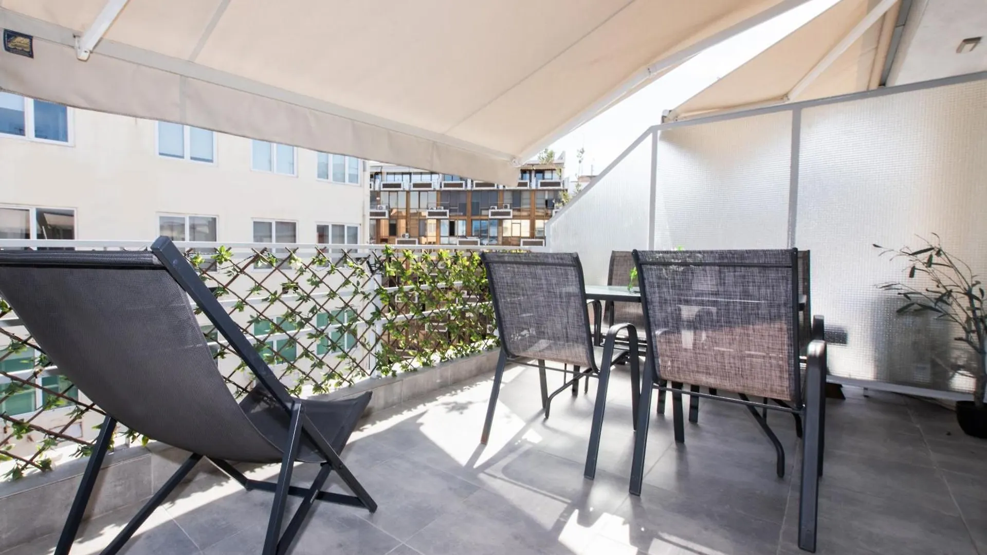 Daire My Myth Veranda Suite 2 Selanik